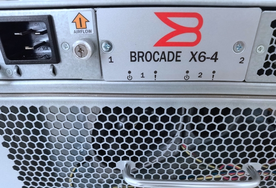 CR32-4 director Chassis Core Routing Blade del brocado X6-4 hasta 192 puertos 32-Gbps