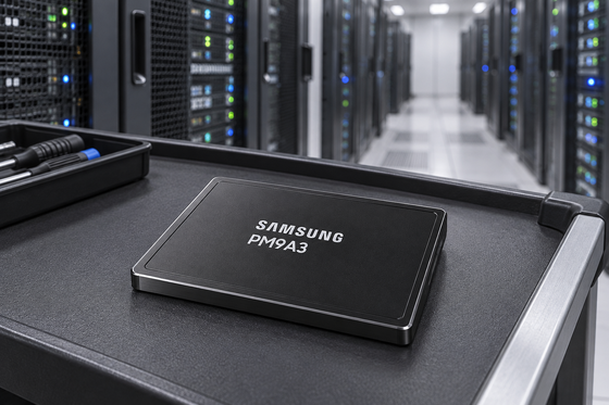 MZQL27T6HBLA-00A07 Samsung PM9A3 7.68TB U.2 NVMe SSD for AI Server & Data Center